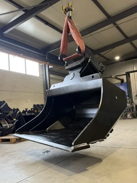PSH - hydrauliczna łyżka skarpowa